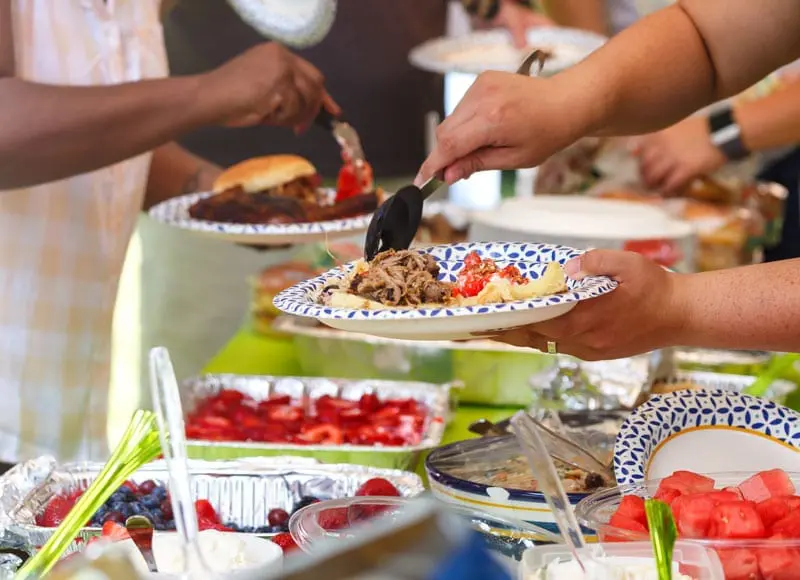 Fall activities: Thanksgiving Potluck
Fun Fall Activities for PTO PTA Booster Club School activities for kids