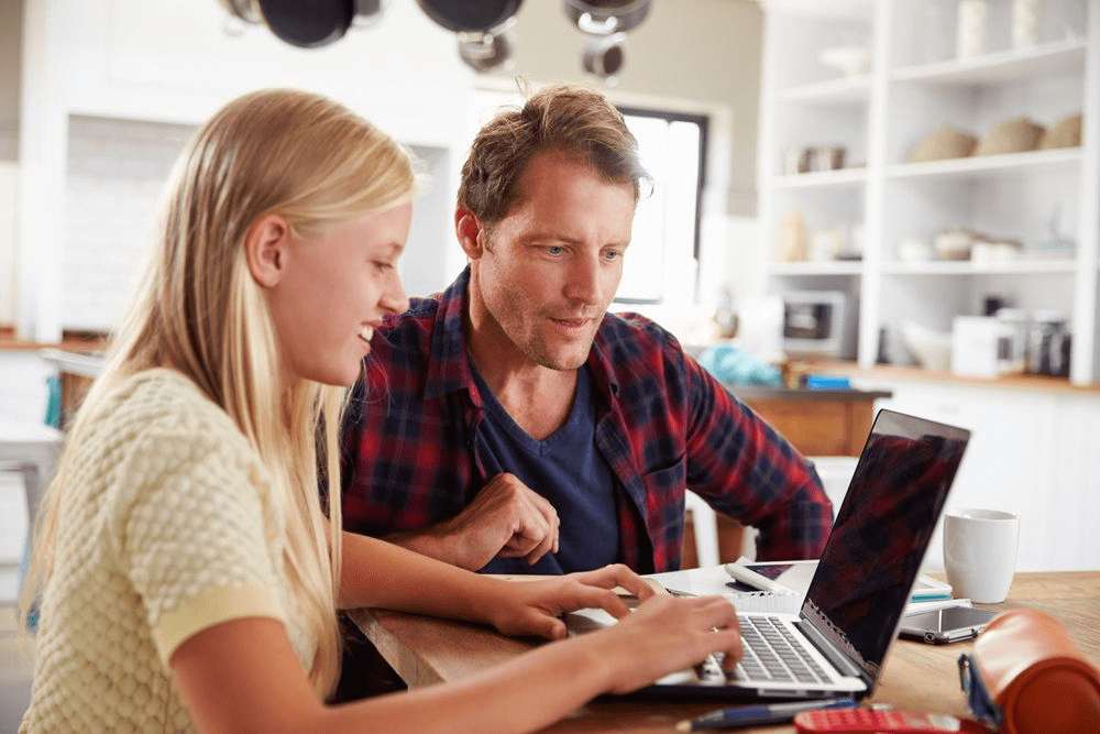 Parent-Advice-Graduating-Senior-Checklist-AIM-Insurance